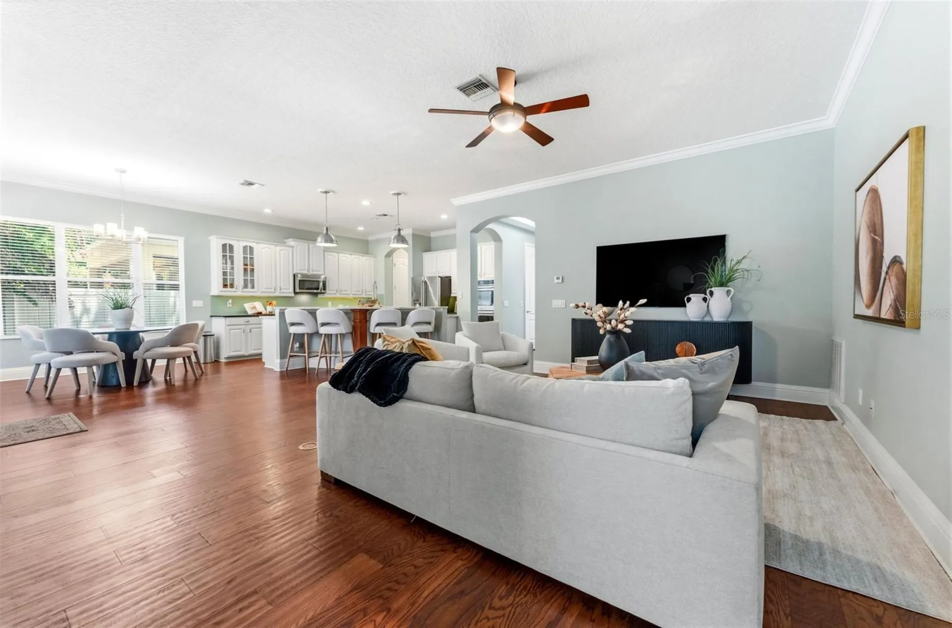 3203 Lake Green Court Tampa FL 33611