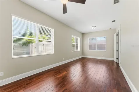 3203 Lake Green Court Tampa FL 33611