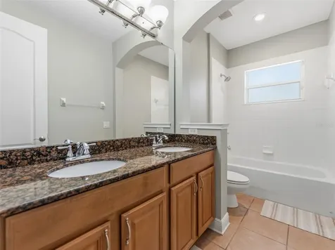 3203 Lake Green Court Tampa FL 33611