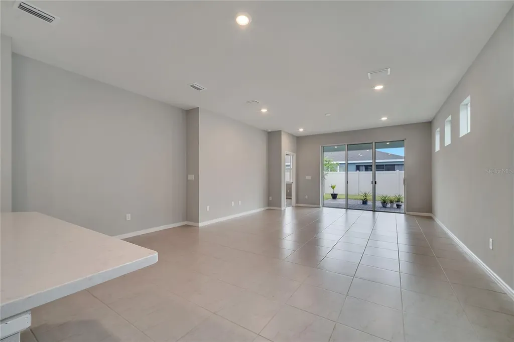 1848 Spring Shower Circle Kissimmee FL 34744