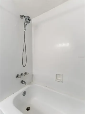 4233 La Sorrento Court Tampa FL 33611