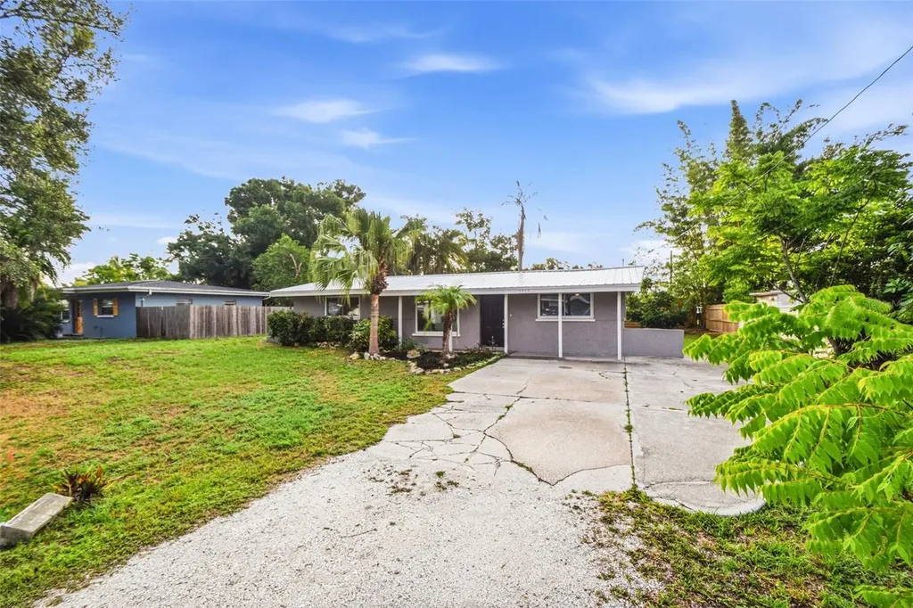 5917 Olive Avenue Sarasota FL 34231