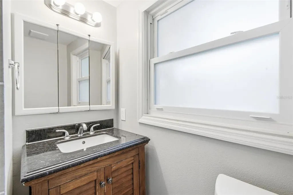 5917 Olive Avenue Sarasota FL 34231