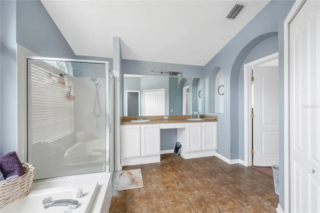 18140 Palm Breeze Drive Tampa FL 33647
