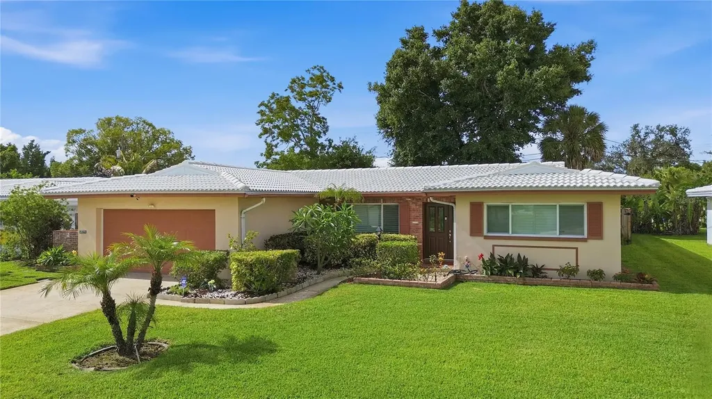 2039 Imperial Way Clearwater FL 33764