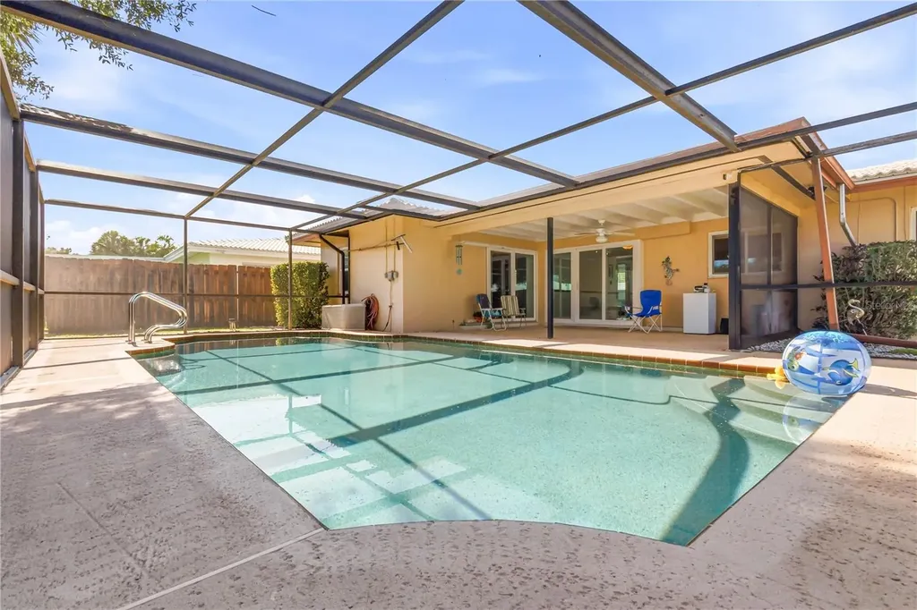 2039 Imperial Way Clearwater FL 33764