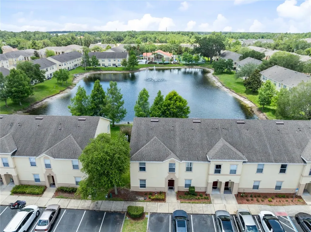 2799 Club Cortile Circle Kissimmee FL 34746