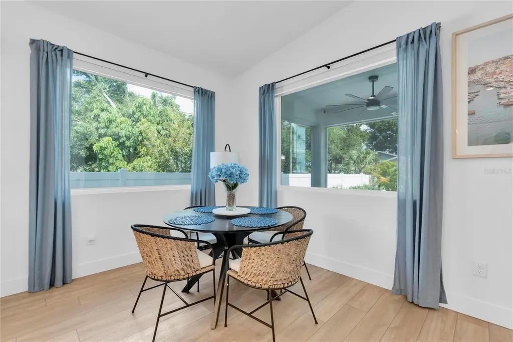 5451 2nd Avenue S St Petersburg FL 33707