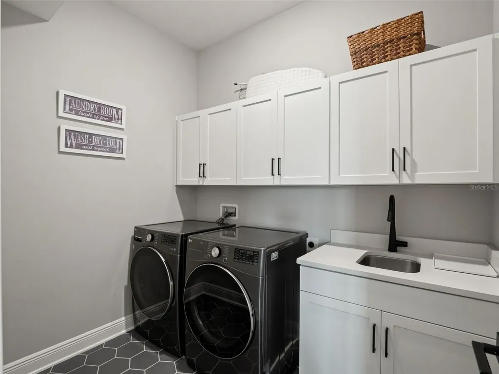 16049 Volterra Point Montverde FL 34756