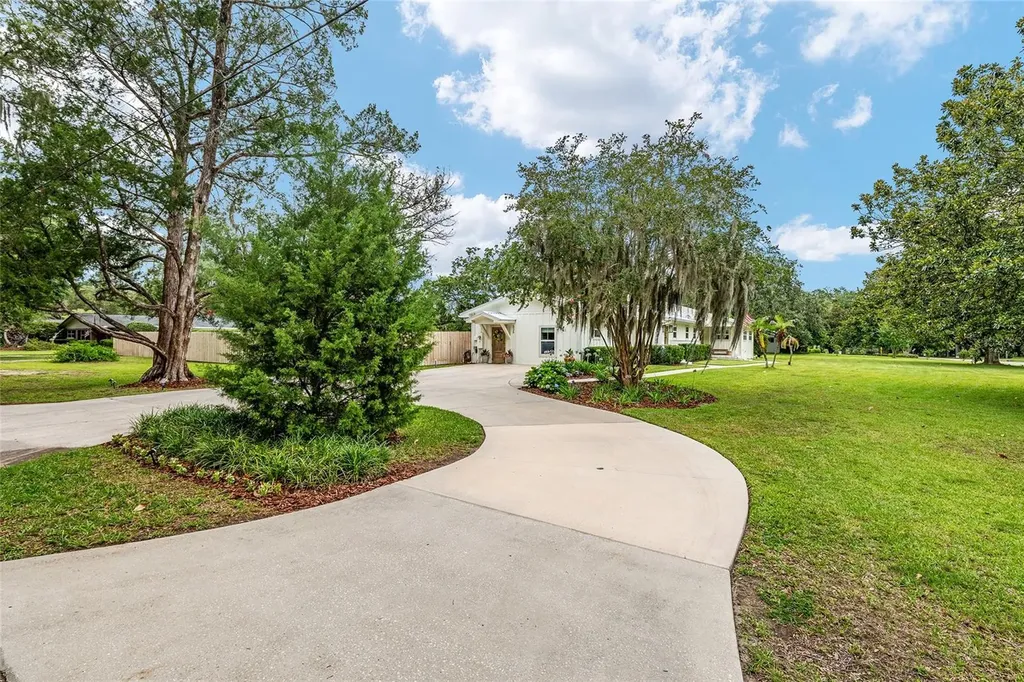 536 SE 22nd Avenue Ocala FL 34471