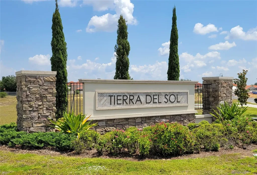 4828 Vellacito Way Davenport FL 33897
