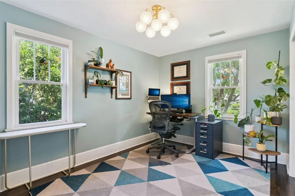 442 Woodland Street Orlando FL 32806