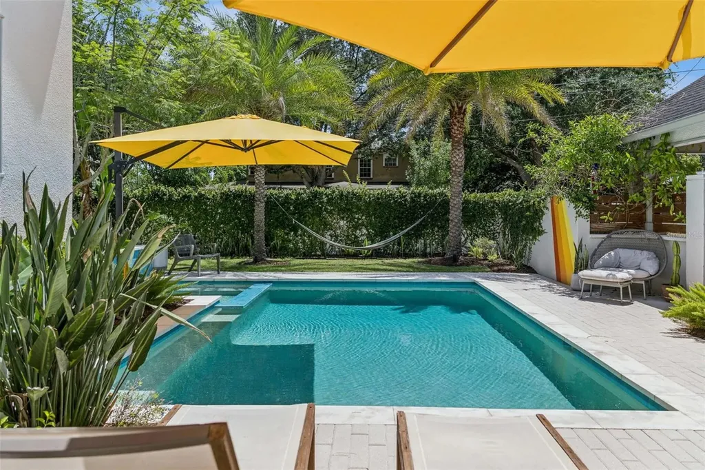 442 Woodland Street Orlando FL 32806