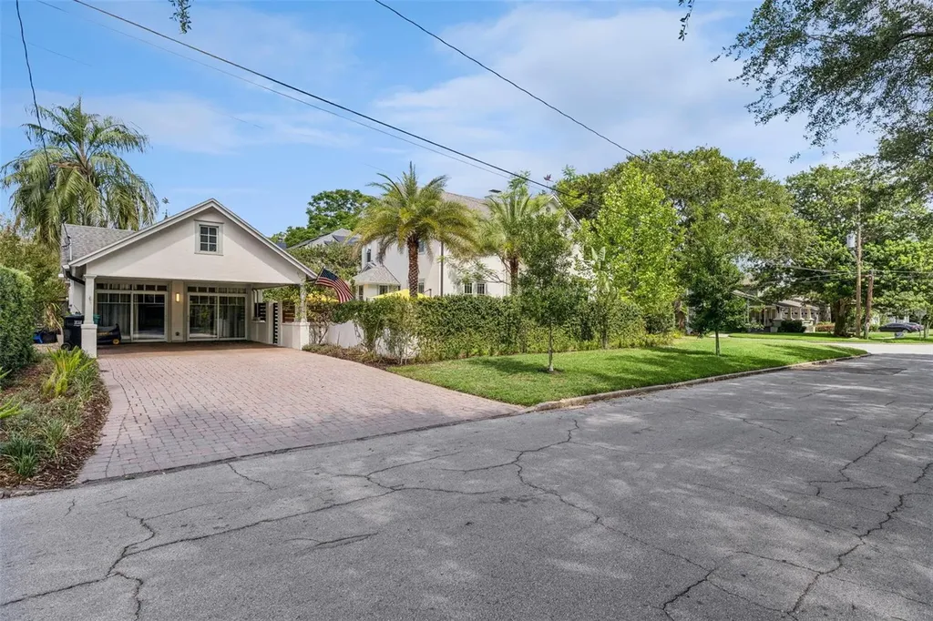 442 Woodland Street Orlando FL 32806