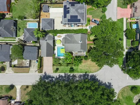 442 Woodland Street Orlando FL 32806