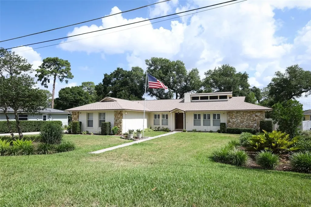 313 White Oak Drive Altamonte Springs FL 32701