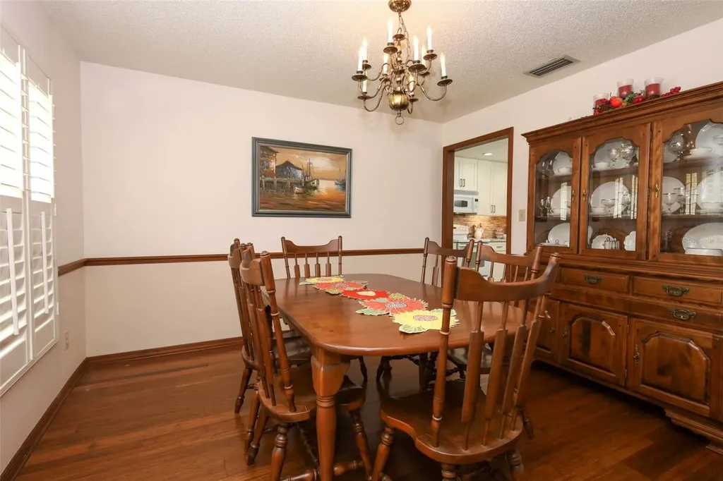 313 White Oak Drive Altamonte Springs FL 32701