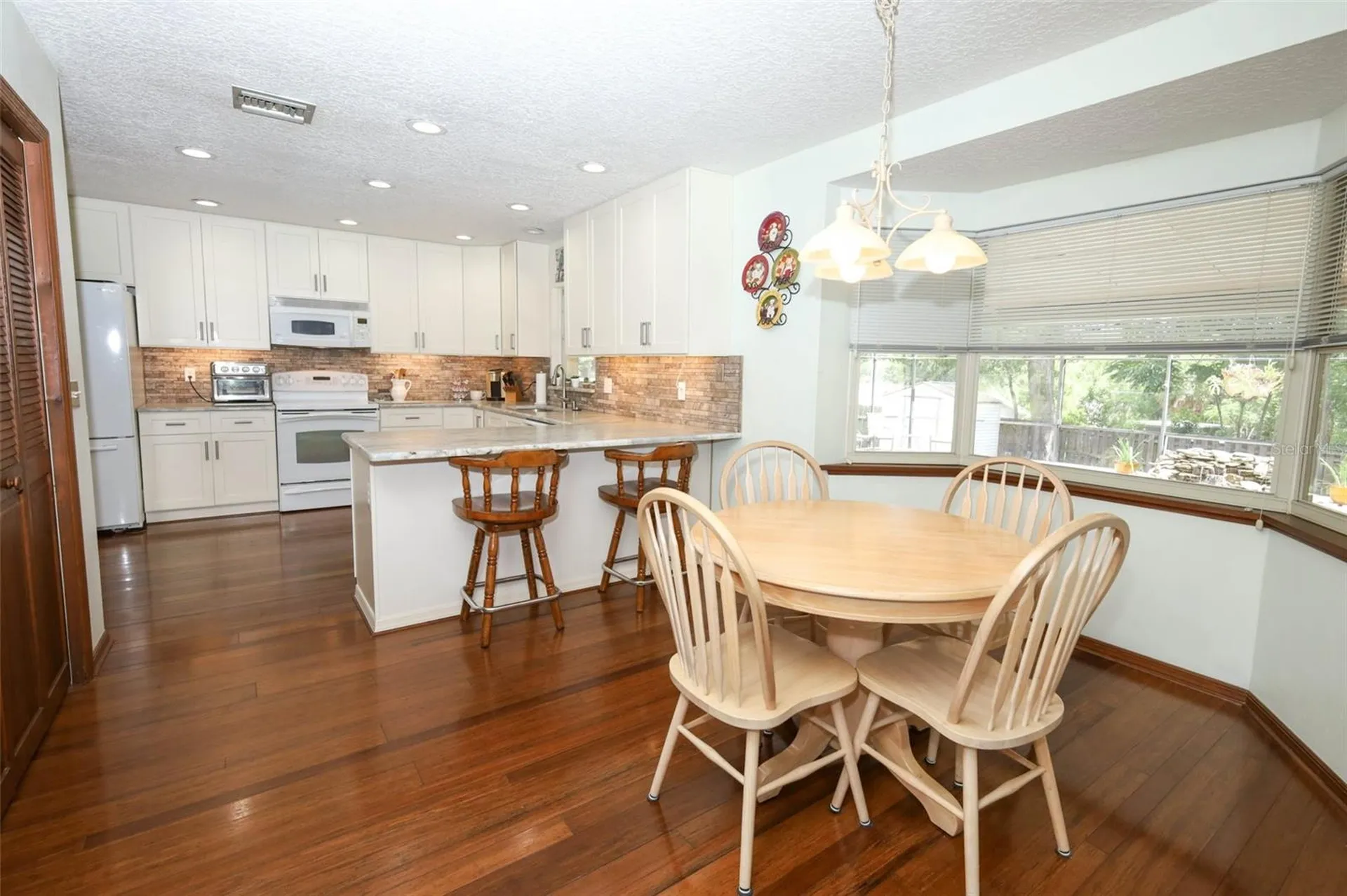 313 White Oak Drive Altamonte Springs FL 32701