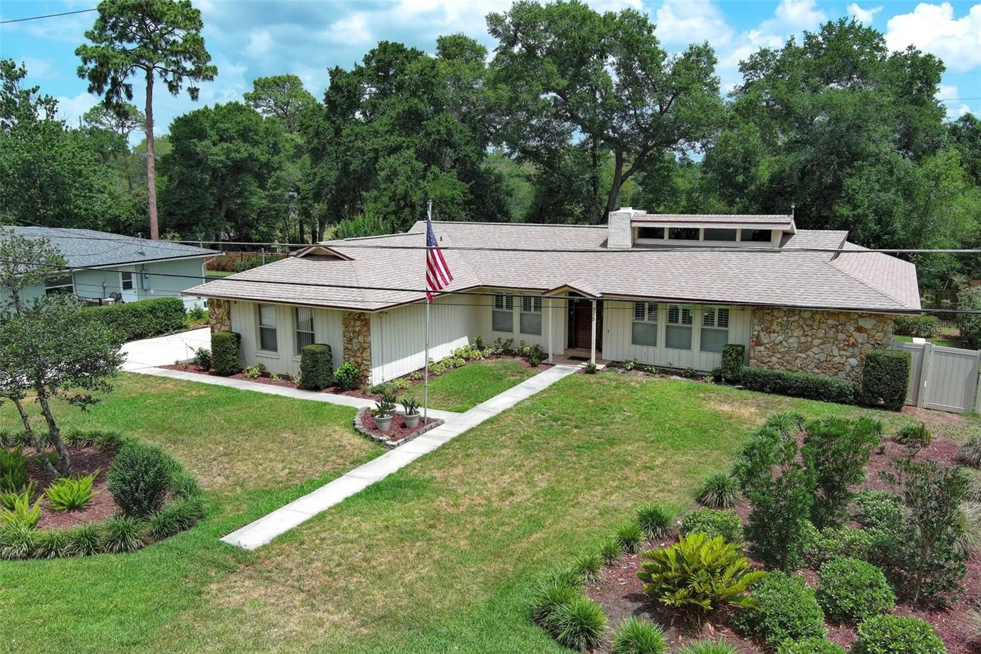 313 White Oak Drive Altamonte Springs FL 32701