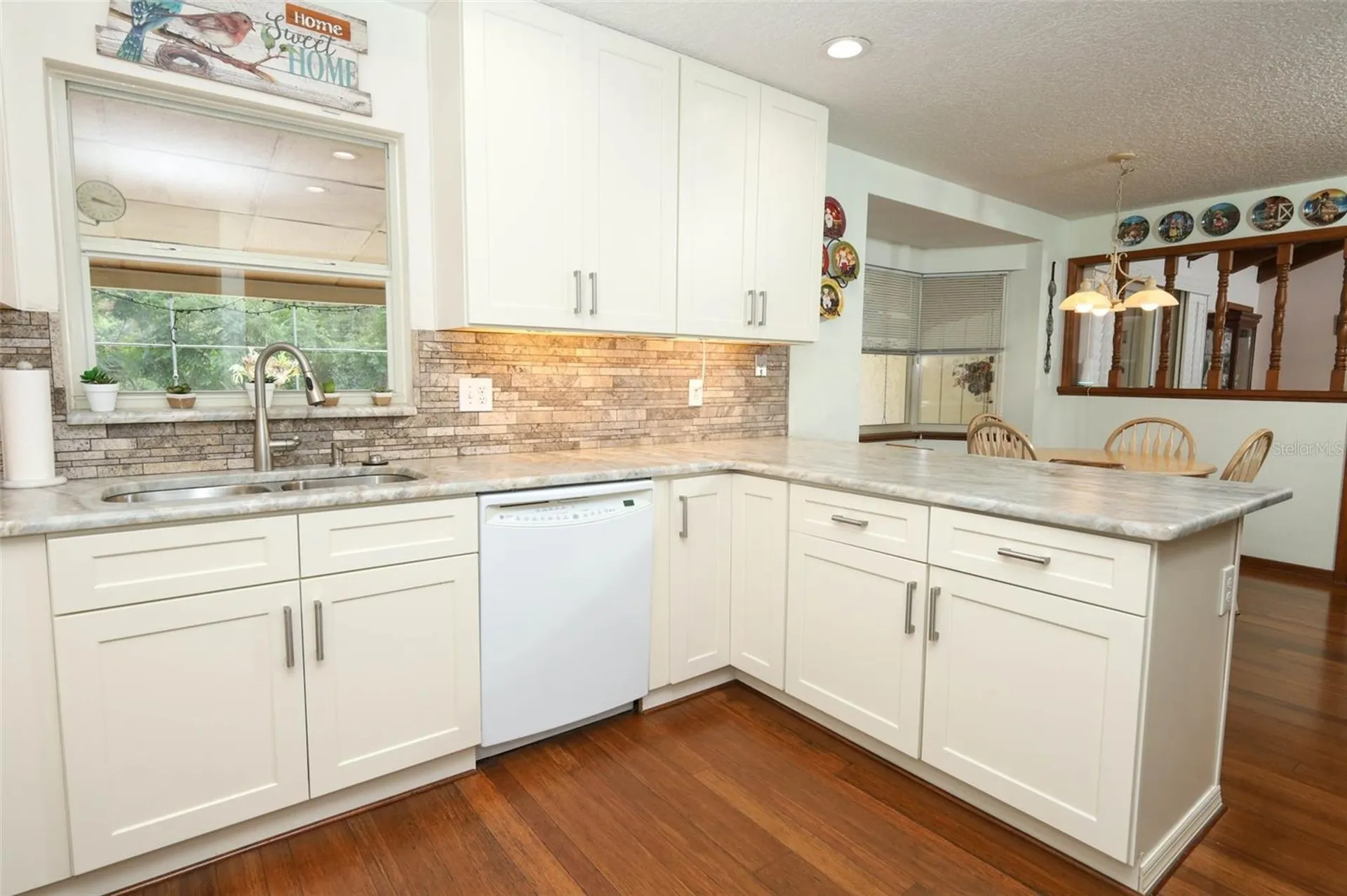 313 White Oak Drive Altamonte Springs FL 32701