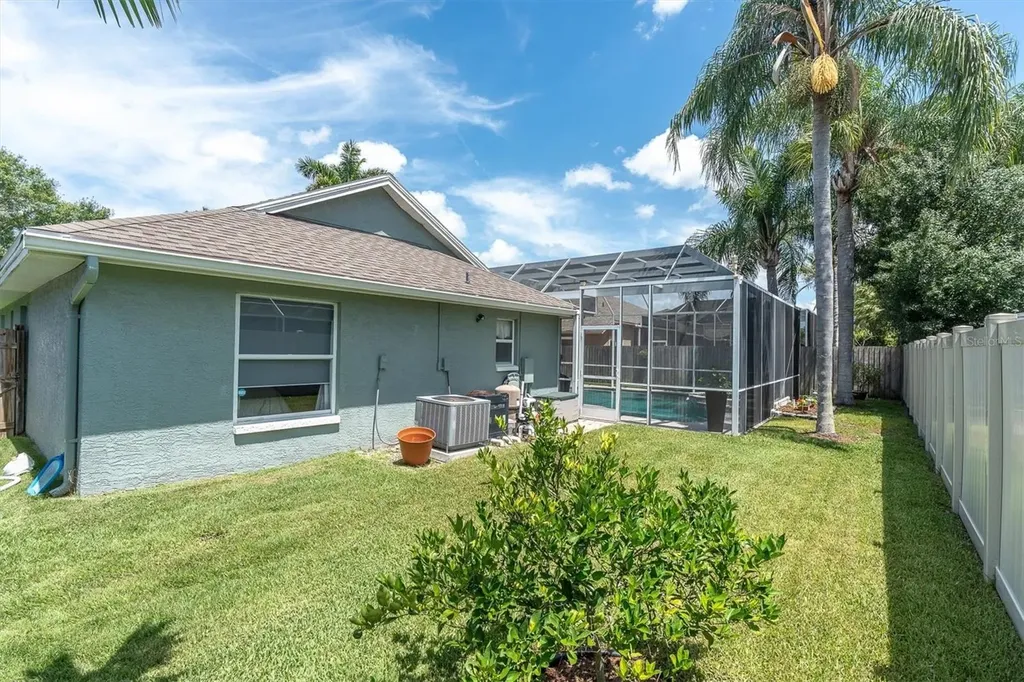 9209 Woodbay Drive Tampa FL 33626