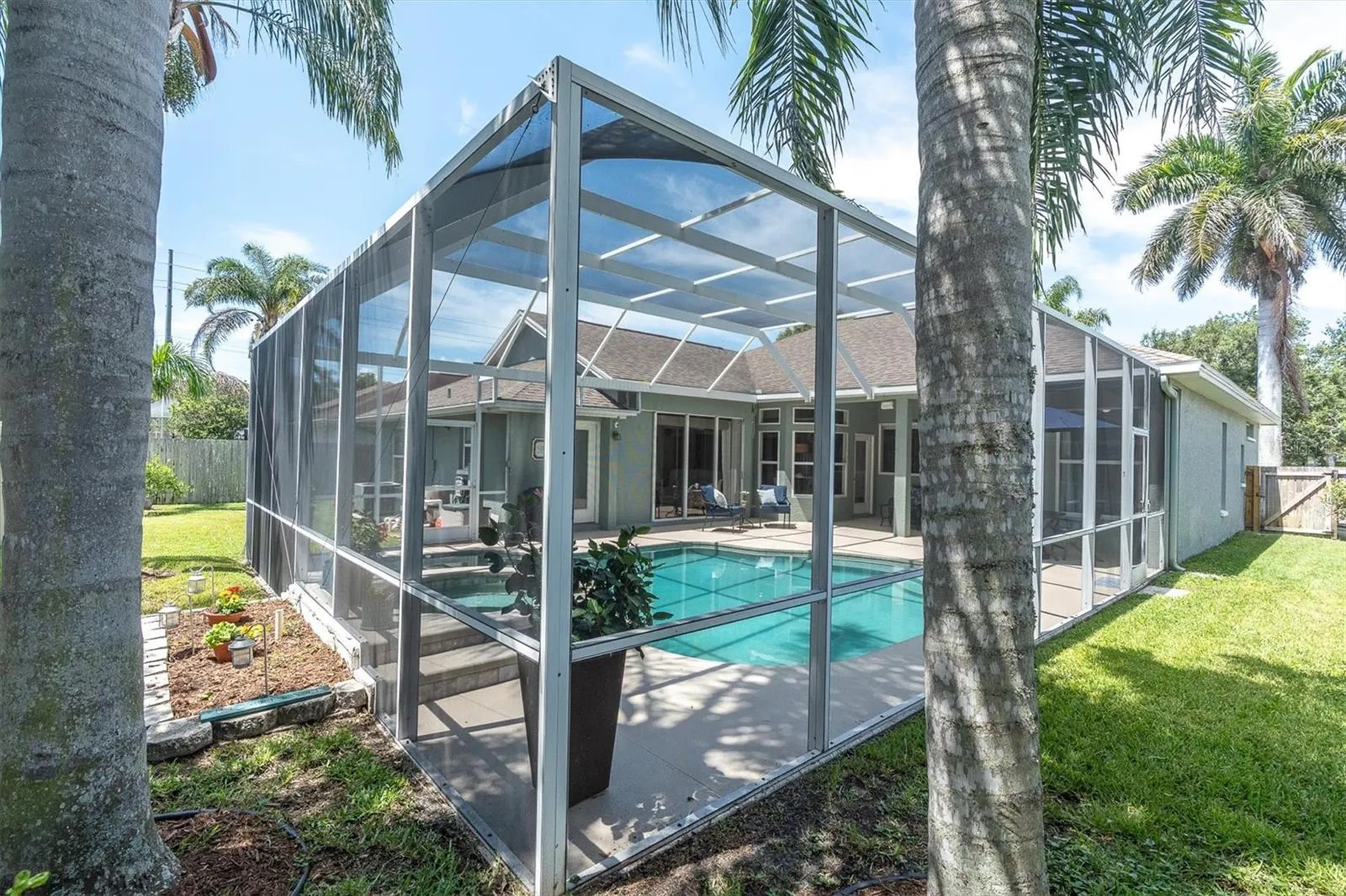 9209 Woodbay Drive Tampa FL 33626