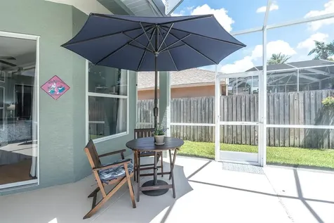 9209 Woodbay Drive Tampa FL 33626