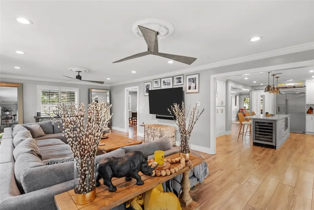 1511 S Sheridan Forest Drive Tampa FL 33629