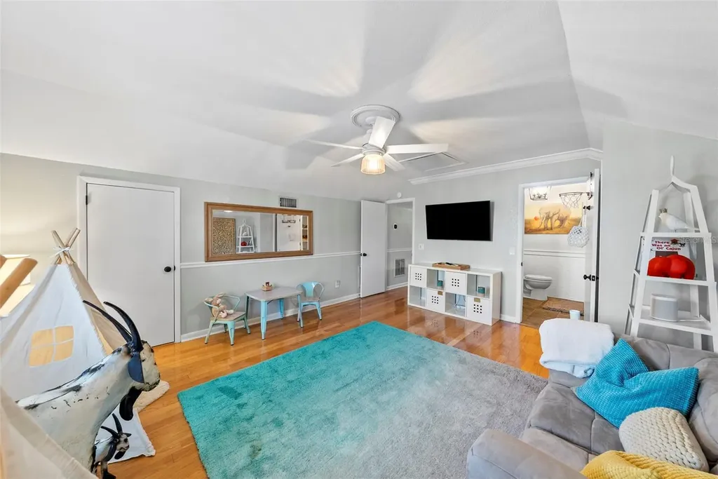 1511 S Sheridan Forest Drive Tampa FL 33629