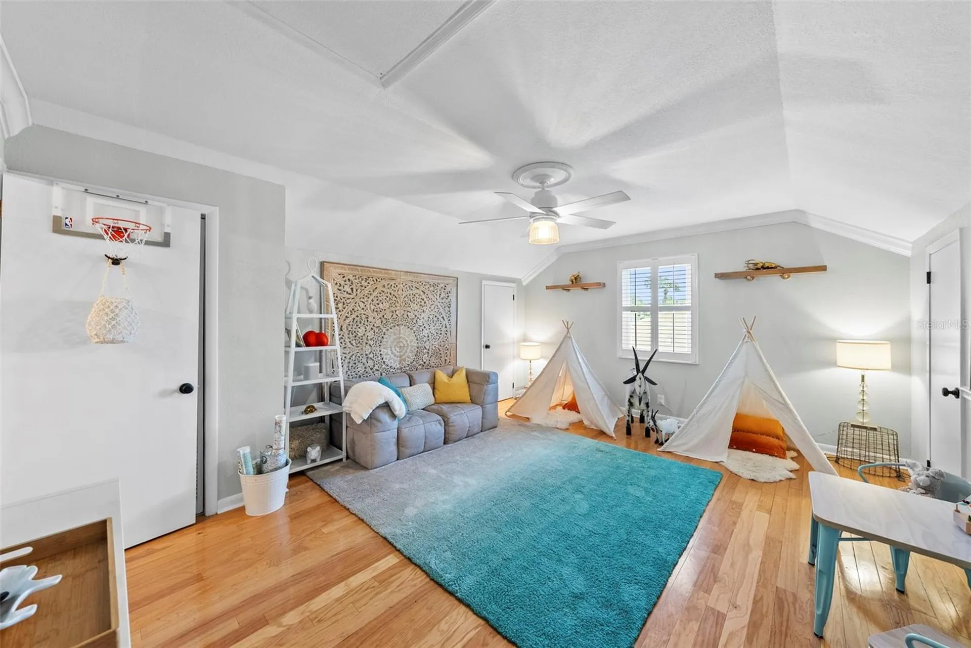 1511 S Sheridan Forest Drive Tampa FL 33629