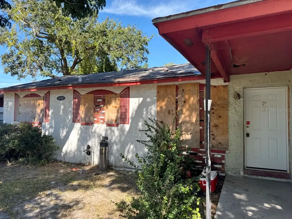 1580 Oak Village Drive Largo FL 33778