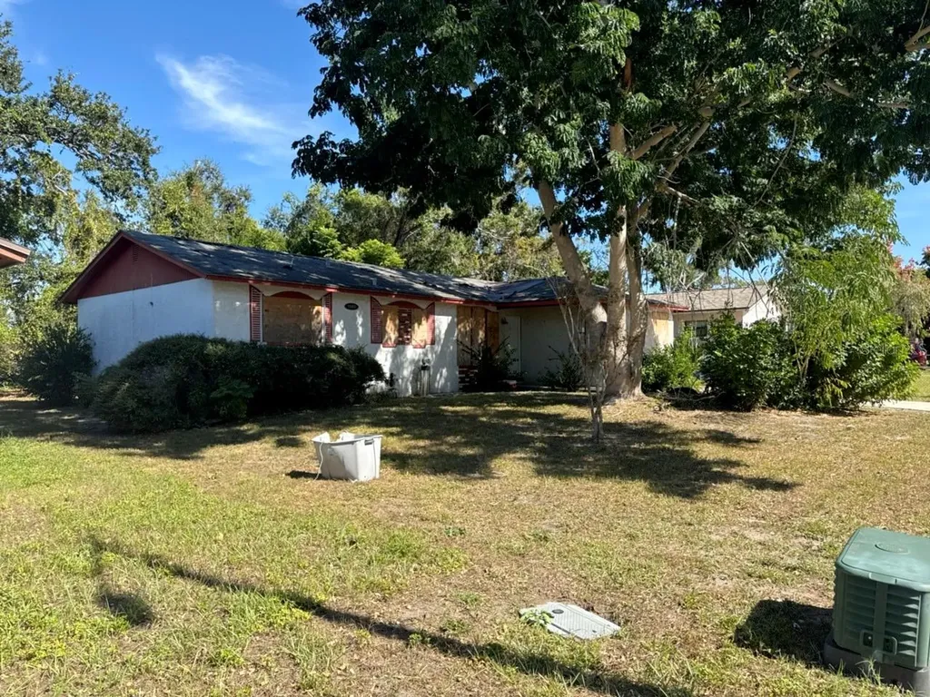 1580 Oak Village Drive Largo FL 33778