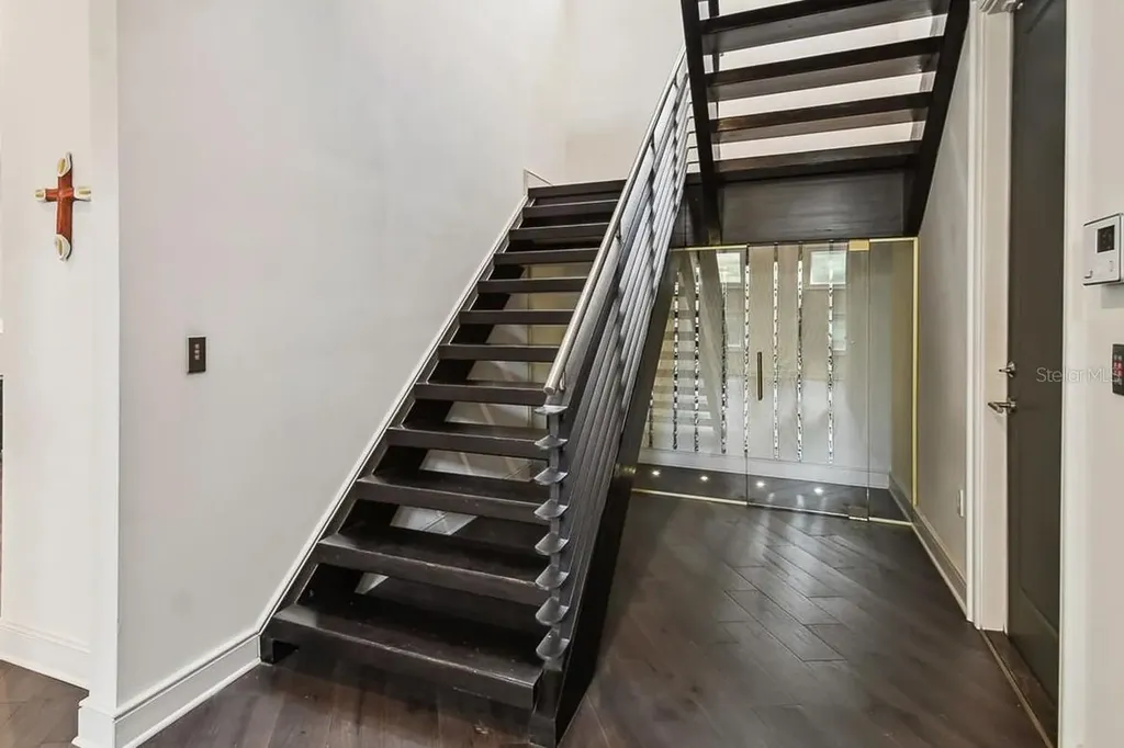 2711 W Trilby Avenue Tampa FL 33611