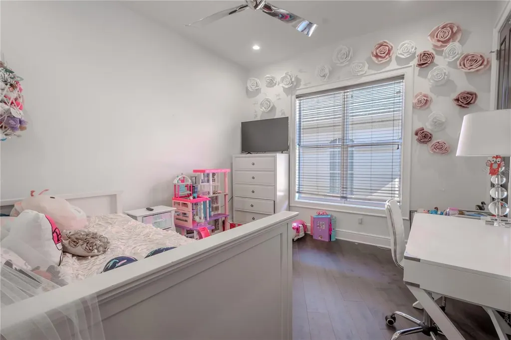 2711 W Trilby Avenue Tampa FL 33611