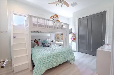 2711 W Trilby Avenue Tampa FL 33611