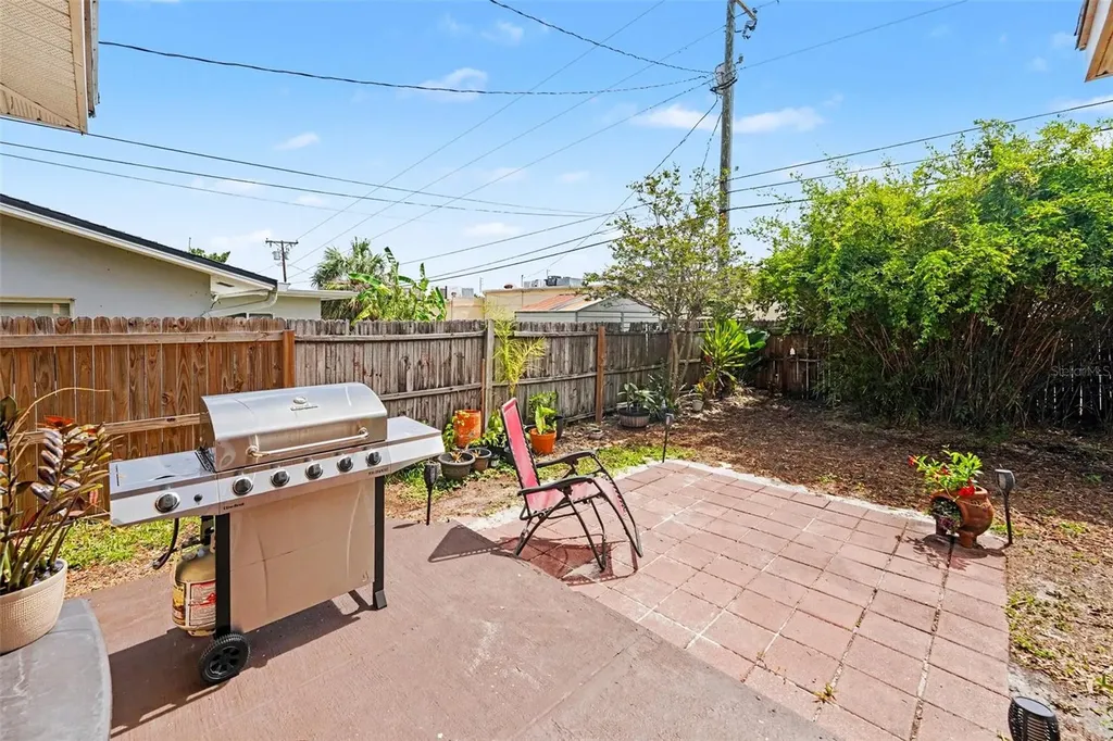 1251 Oakview Avenue Clearwater FL 33756