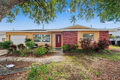1251 Oakview Avenue Clearwater FL 33756