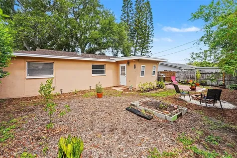 1251 Oakview Avenue Clearwater FL 33756