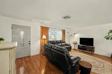 1251 Oakview Avenue Clearwater FL 33756