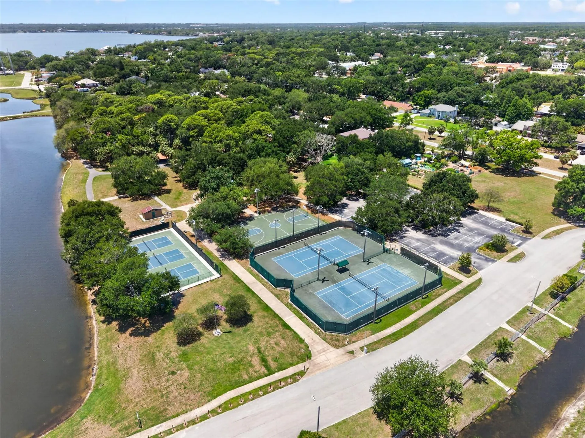 1007 State Street E Oldsmar FL 34677