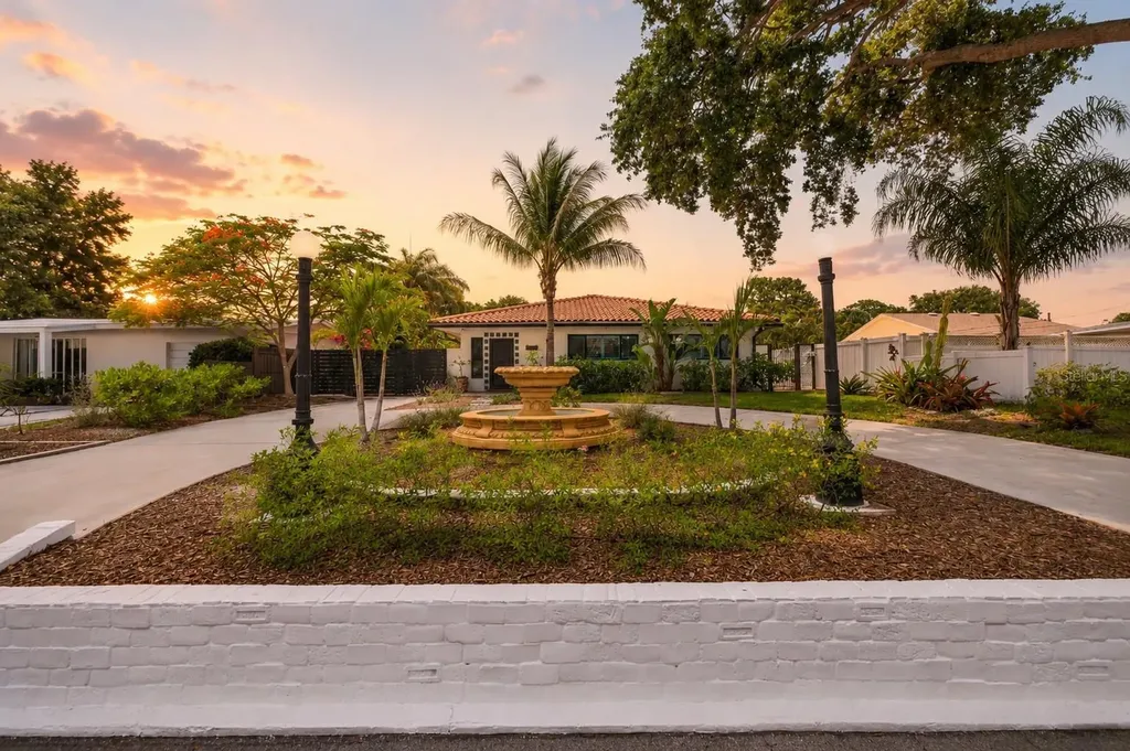 6213 12th Avenue S Gulfport FL 33707