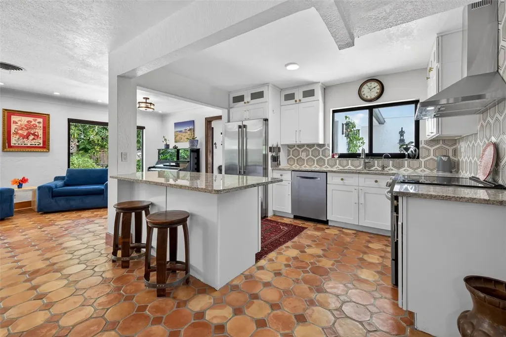 6213 12th Avenue S Gulfport FL 33707