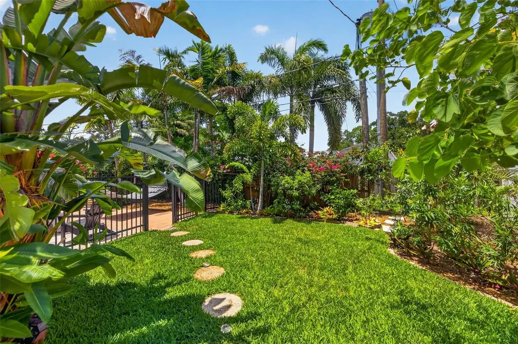 6213 12th Avenue S Gulfport FL 33707