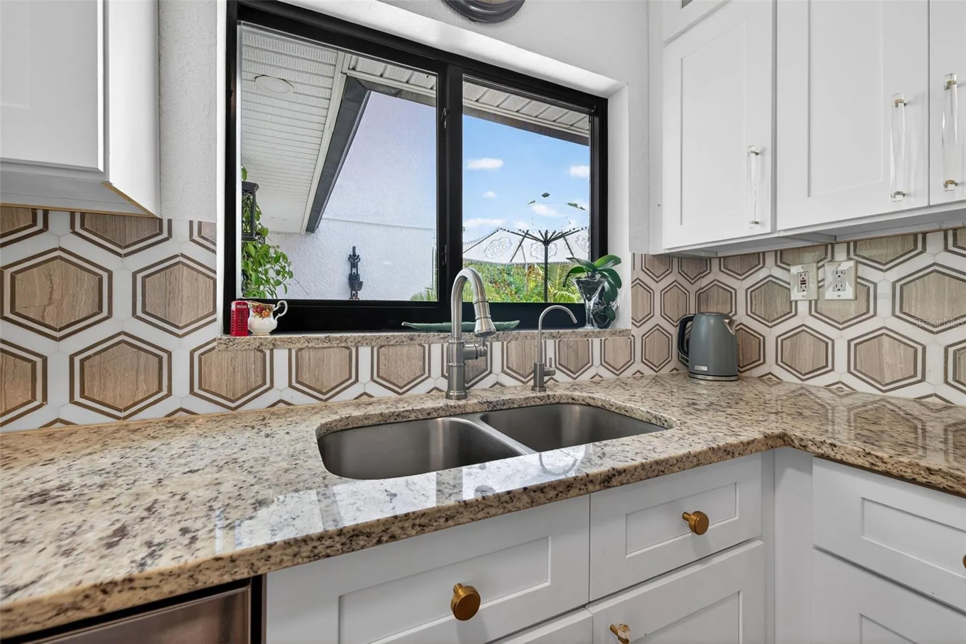 6213 12th Avenue S Gulfport FL 33707