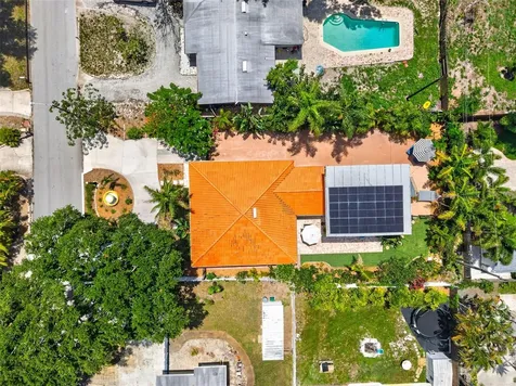6213 12th Avenue S Gulfport FL 33707