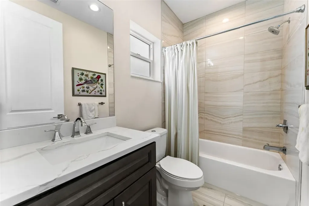 4910 W Mcelroy Avenue Tampa FL 33611