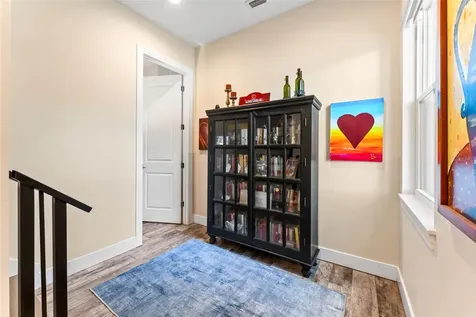4910 W Mcelroy Avenue Tampa FL 33611