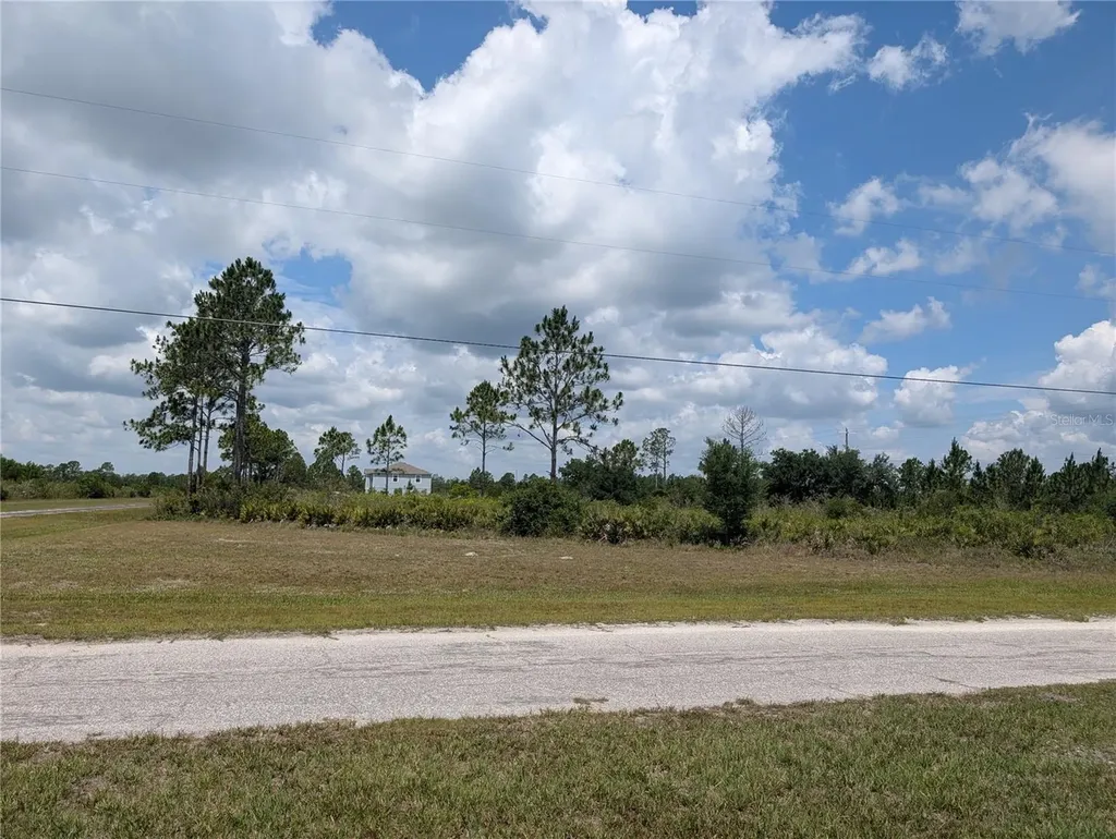402 Japonica Drive Indian Lake Estates FL 33855
