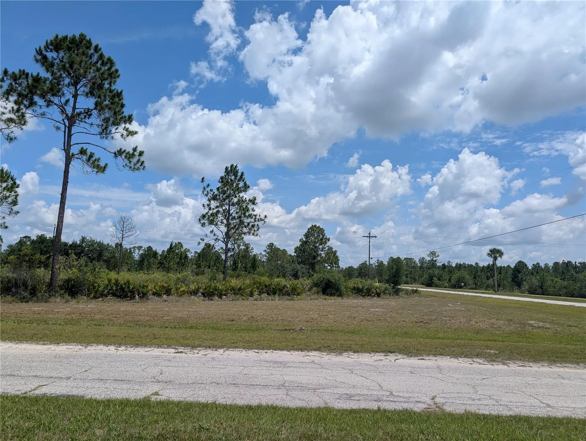 402 Japonica Drive Indian Lake Estates FL 33855