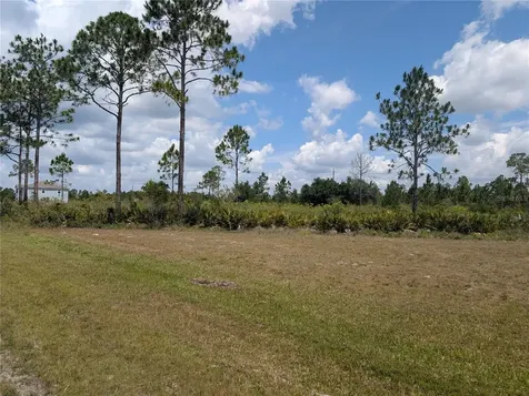402 Japonica Drive Indian Lake Estates FL 33855